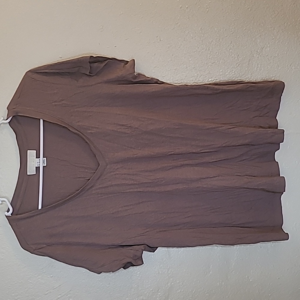 Forever 21 tee